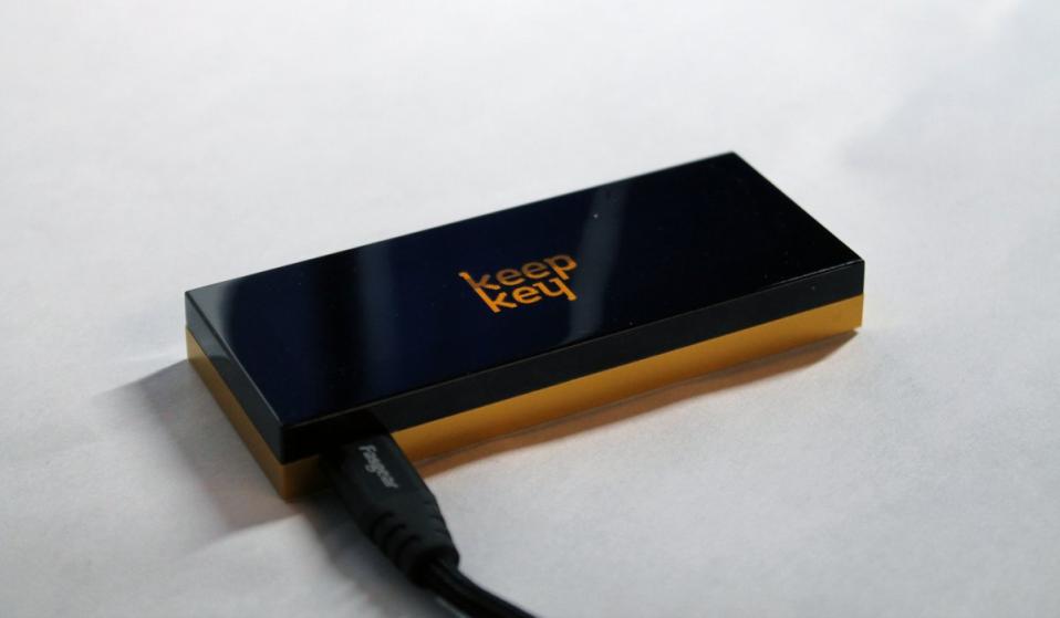 KeepKey hardware wallet - When unplugged, it's completely off